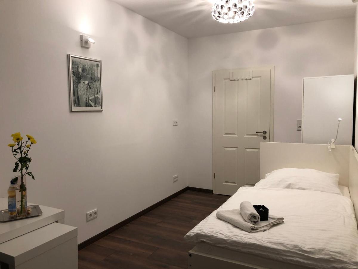 New Private Rooms Fürth Buitenkant foto